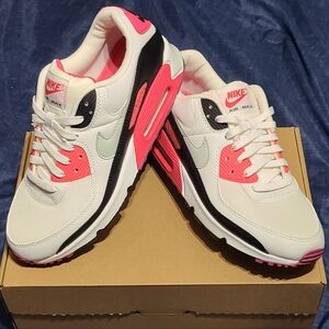 Nike Air Max 90 "Aster Pink" DH8010-105, New In Box! Multiple Sizes!